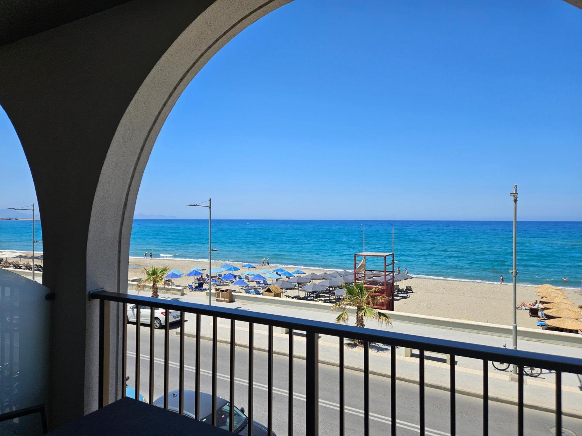 Blue Sky Hotel Apartments Rethymno Quarto foto