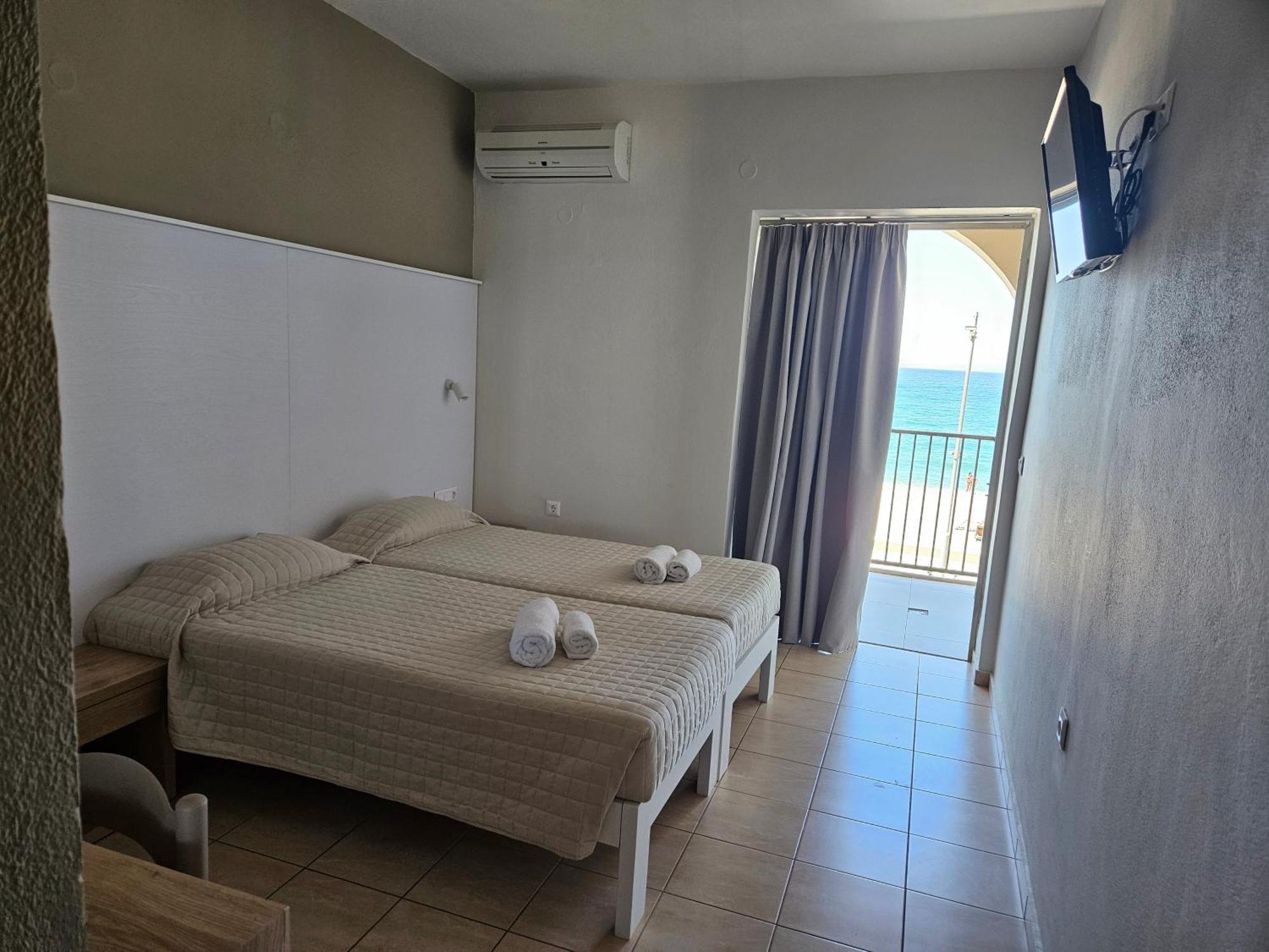 Blue Sky Hotel Apartments Rethymno Exterior foto
